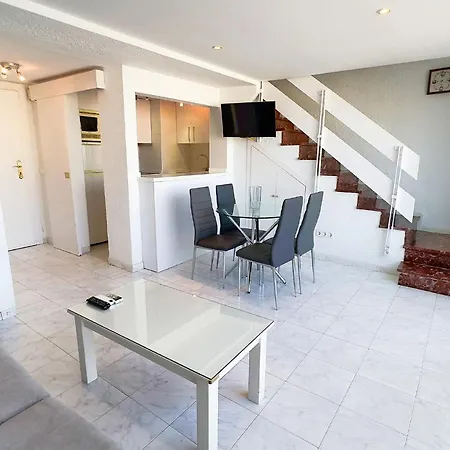 Skol 705. Two Bedrooms Duplex With Amazing Sea Views Marbella